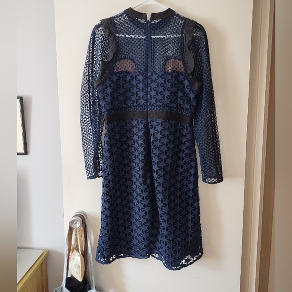 SELF-PORTRAIT Blue + Black Star Repeat Lace Dress 10 - Picture 6 of 8